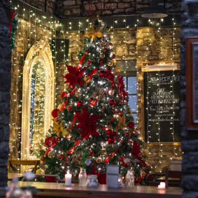 christmas decorators 18