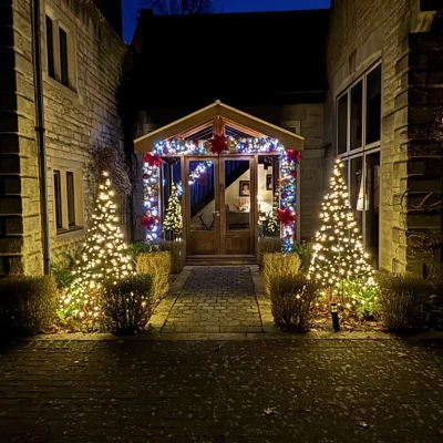 christmas decorators 48
