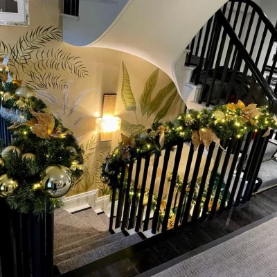 christmas decorators 61