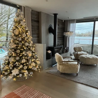 christmas decorators 73